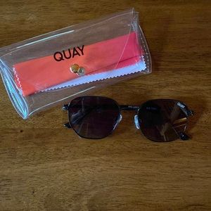 QUAY Big Time Sunglasses